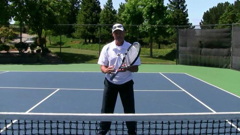 Mastering Optimal Volley Positioning in Tennis
